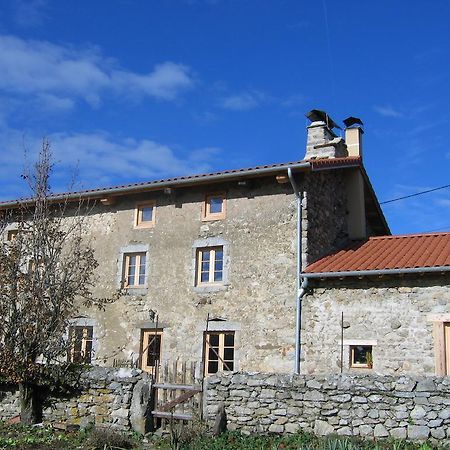 La Ferme Des Genets Bed & Breakfast Medeyrolles Dış mekan fotoğraf